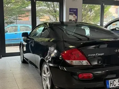 Usata Hyundai Coupé 167 CV (122 kW) 2006 Nero Coupé