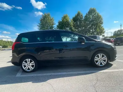 Usata Peugeot 5008
