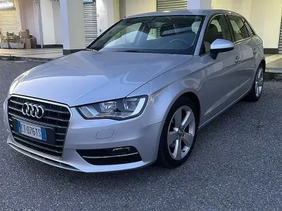 Usata Audi A3 105 CV (77 kW) 2014 Grigio Berlina