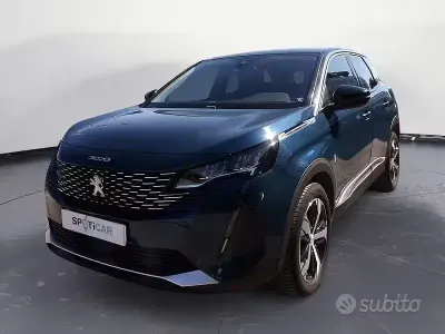 Usata Peugeot 3008 Allure 131 CV (96 kW) 2022 Verde SUV