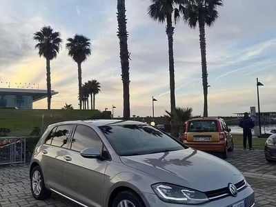 Usata VW Golf VII Highline 110 CV (80 kW) 2018 Grigio Berlina