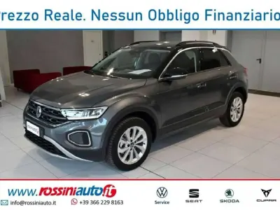 Usata VW T-Roc Edition 150 CV (110 kW) 2024 Indium grey tetto nero SUV
