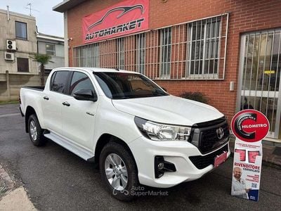 Usata Toyota HiLux Lounge 150 CV (110 kW) 2020 Bianco Pick-up
