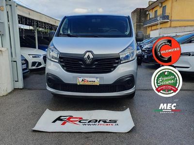 Usata Renault Trafic Zen 125 CV (91 kW) 2017 Grigio Monovolume