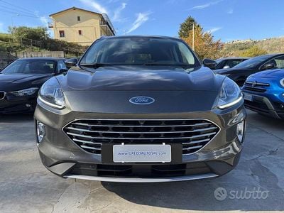 Usata Ford Kuga Titanium 120 CV (88 kW) 2020 Grigio SUV