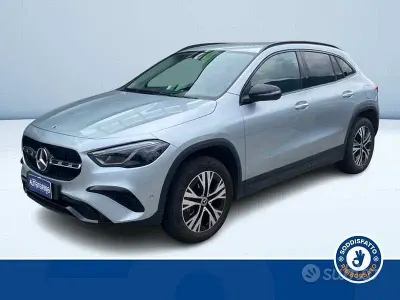 Usata Mercedes GLA180 Advanced Plus 116 CV (85 kW) 2025 Grigio SUV