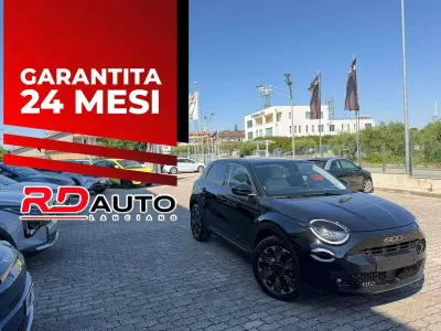 Usata Fiat 600 La Prima 101 CV (74 kW) 2025 Nero SUV