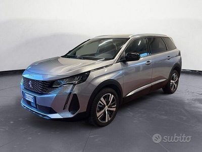 Usata Peugeot 5008 Allure 131 CV (96 kW) 2022 Grigio SUV