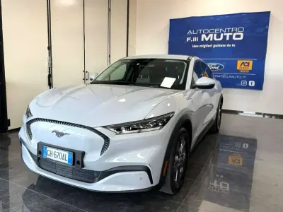 Usata Ford Mustang Mach-E Standard Range 100 kW (136 CV) 2021 Space white SUV