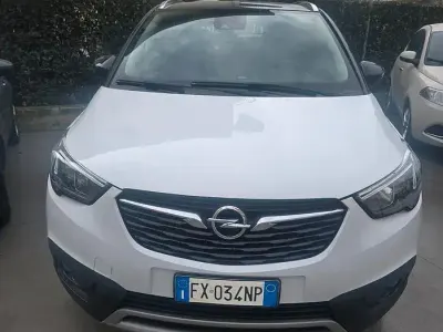 Usata Opel Crossland X 120 CV (88 kW) 2019 Bianco SUV