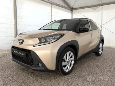 Usata Toyota Aygo X Trend 72 CV (52 kW) 2022 Nero SUV