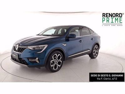 Usata Renault Arkana Engineered 143 CV (105 kW) 2022 Blu zanzibar SUV