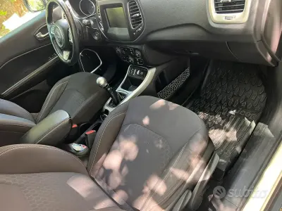 Usata Jeep Compass 120 CV (88 kW) 2019 Bianco SUV