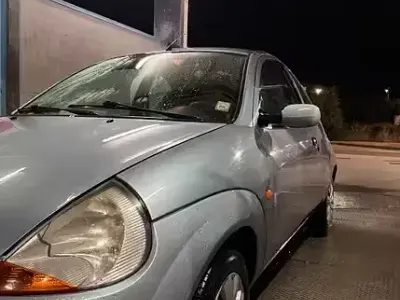 Usata Ford Ka 69 CV (50 kW) 2004 Bluazzurro Utilitaria