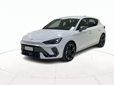 Usata Cupra Leon 150 CV (110 kW) 2025 Bianco / pastello Berlina