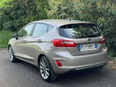 Usata Ford Fiesta Vignale 101 CV (74 kW) 2018 Bronzo Utilitaria