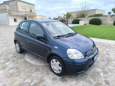 Second-hand Toyota Yaris Sol 65 CP (47 kW) 2005 Albastru Berlinǎ