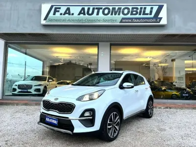 Usata Kia Sportage Style 136 CV (100 kW) 2021 Bianco SUV