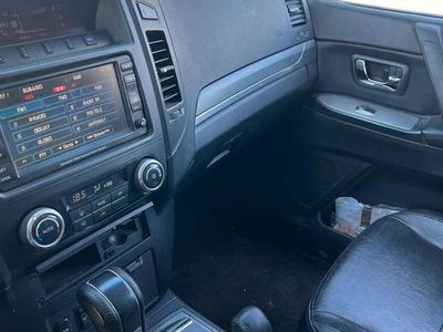 usata Mitsubishi Pajero PajeroIV 2007 3p 3.2 CR Instyle auto