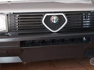 Usata Alfa Romeo 33 118 CV (86 kW) 1985 Grigio Berlina