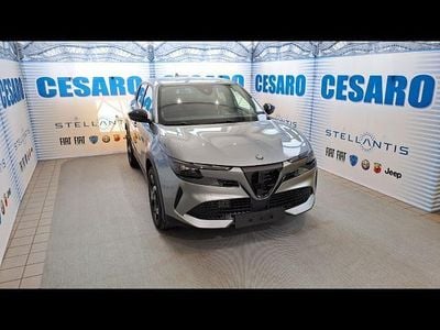 Nuova Alfa Romeo Junior Edizione Speciale 136 CV (100 kW) 2025 Grigio arese SUV
