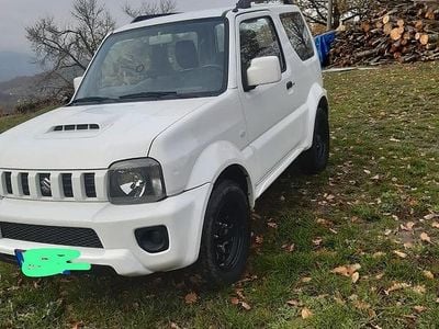 Usata Suzuki Jimny 85 CV (62 kW) 2015 Bianco SUV