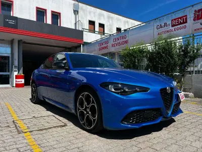 Usata Alfa Romeo Giulia Competizione 209 CV (153 kW) 2023 Blu Berlina