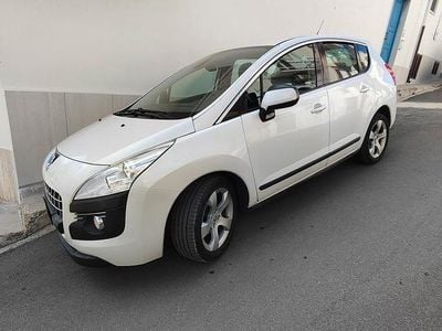 Usata Peugeot 3008 112 CV (82 kW) 2012 Bianco Station wagon