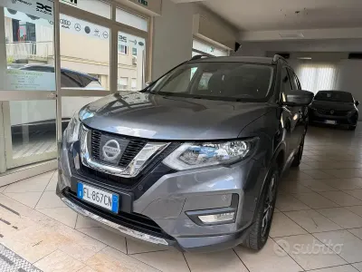 Usata Nissan X-Trail Tekna 131 CV (96 kW) 2017 Grigio SUV
