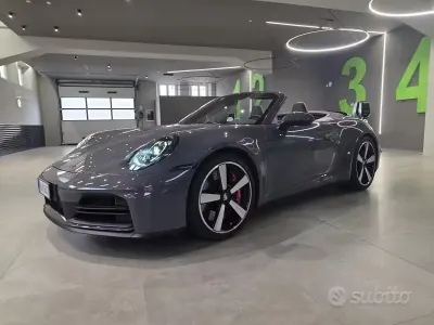 Usata Porsche 911 Carrera S Cabriolet 480 CV (353 kW) 2025 Grigio Cabrio