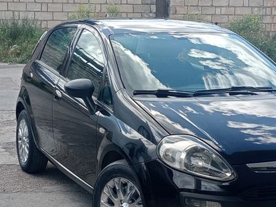 Nero Usata 2011 Fiat Punto Utilitaria | 4200 € (Cara)