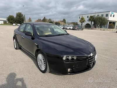 Usata Alfa Romeo 159 Distinctive 163 CV (119 kW) 2007 Nero Berlina