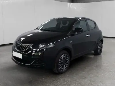 Usata Lancia Ypsilon S 69 CV (50 kW) 2024 Nero Utilitaria