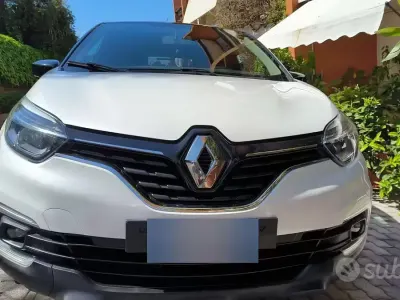 Usata Renault Captur 90 CV (66 kW) 2019 Bianco SUV