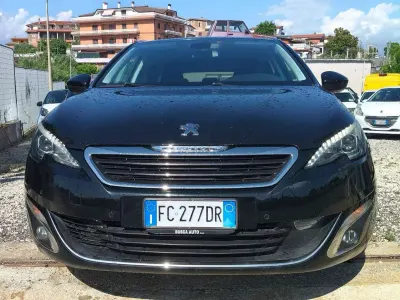 Usata Peugeot 308 Allure 120 CV (88 kW) 2016 Nero Station wagon