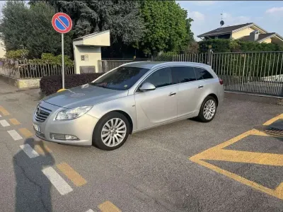 Usata Opel Insignia Sport 160 CV (117 kW) 2011 Station wagon