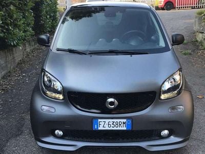 Usata Smart ForTwo Coupé Superpassion 71 CV (52 kW) 2019 Grigio opaco Utilitaria