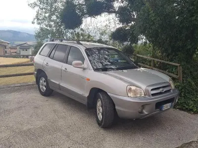 Usata Hyundai Santa Fe 125 CV (91 kW) 2005 Grigio SUV