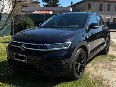 Usata VW T-Roc R-line 150 CV (110 kW) 2022 Nero SUV