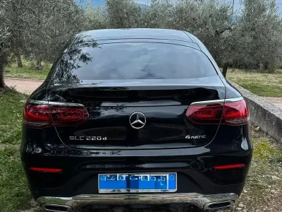Usata Mercedes GLC220 170 CV (125 kW) 2019 Nero Coupé