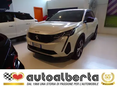 Usata Peugeot 3008 Allure 131 CV (96 kW) 2023 Bianco SUV