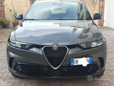 Usata Alfa Romeo Tonale 131 CV (96 kW) 2023 Grigio SUV