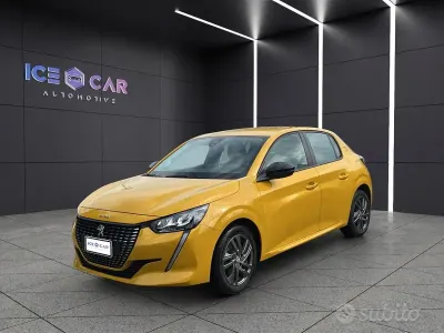 Usata Peugeot 208 102 CV (75 kW) 2022 Giallo Utilitaria