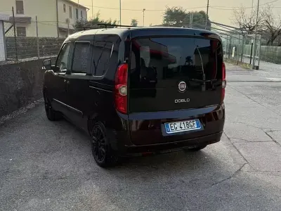 Usata Fiat Doblò 105 CV (77 kW) 2010 Nero Monovolume