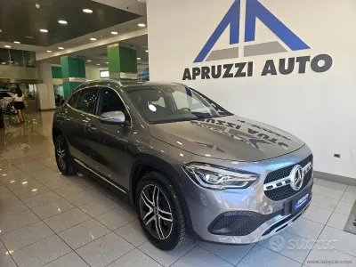 Usata Mercedes GLA220 190 CV (139 kW) 2023 Grigio SUV