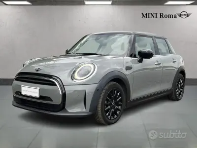 Usata Mini Cooper Business 136 CV (100 kW) 2022 Moonwalk grey metalic Utilitaria