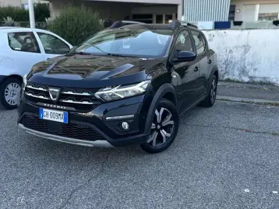 Usata Dacia Sandero Stepway 101 CV (74 kW) 2022 Nero Berlina