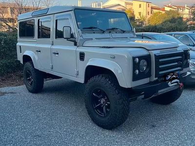Usata Land Rover Defender 122 CV (89 kW) 2006 Grigio Station wagon