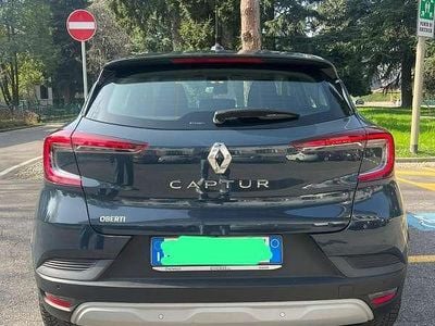 Usata Renault Captur Zen 91 CV (66 kW) 2022 Blu/azzurro SUV