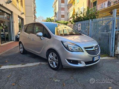 Argento Usata 2017 Opel Meriva Innovation Monovolume | 7200 € (Buon prezzo)